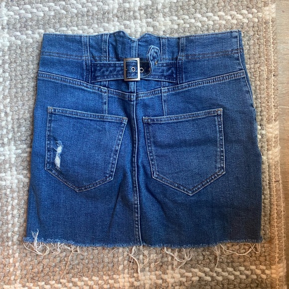 FREE PEOPLE JEAN SKIRT - Picture 2 of 3